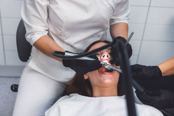 Best Emergency Tooth Extraction  in Hlcrest, IL
